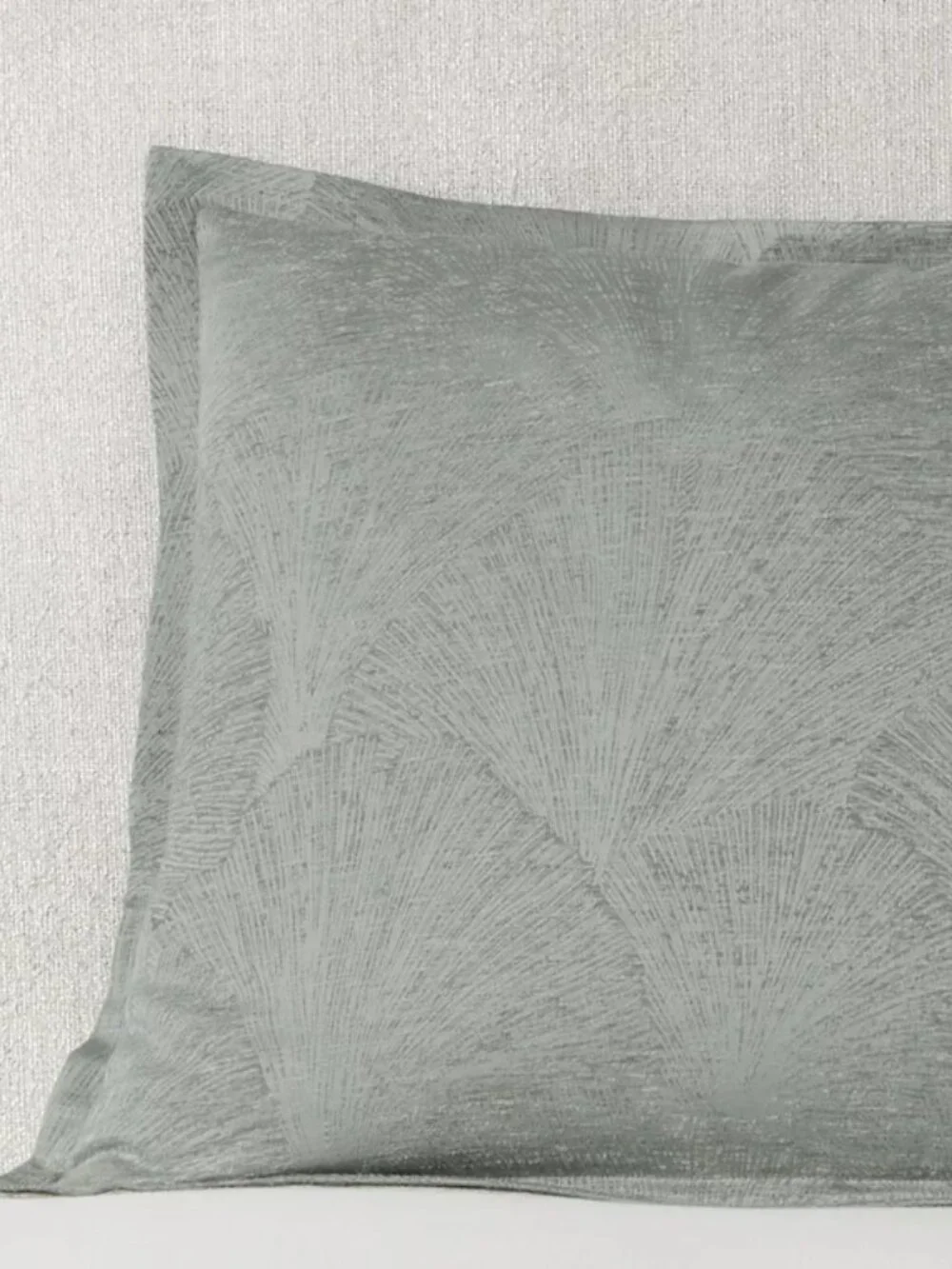 Hudson Park Collection Gingko Strie Full Queen Duvet & Standard Pillow Sham Set